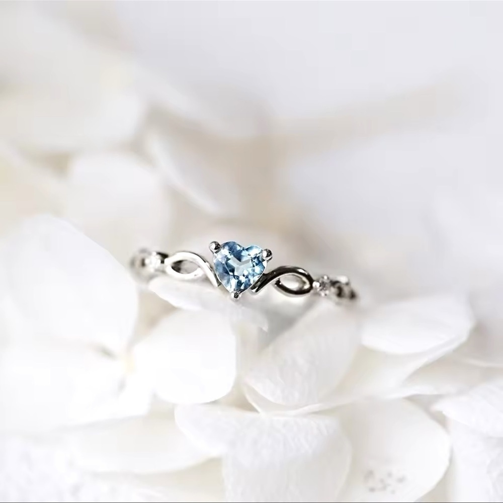 NWT Heart Shaped Silver Tone Multicolour Ring size 6